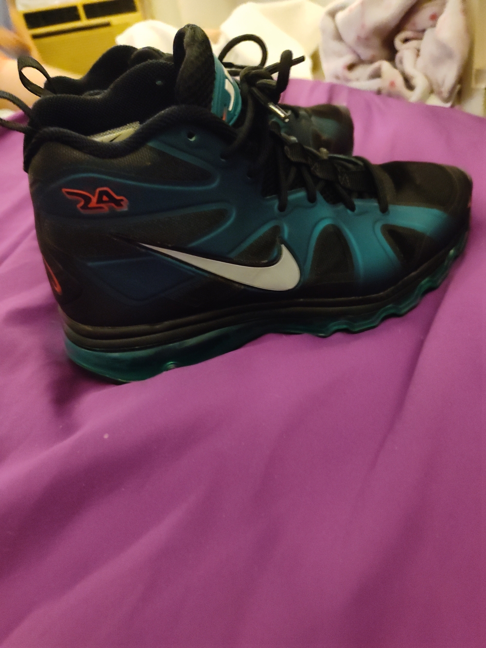 Nike Teal and Black High-Top Basketball Shoes